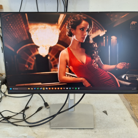 Monitor, 61 cm (24''), DELL Professional P2422H... ugodna cena / kvaliteta A- 