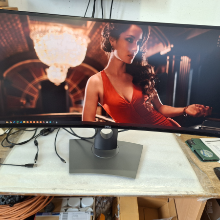 Monitor, 86.4 cm (34''), DELL UltraSharp U3419W Premier Color... ugodna cena / kvaliteta A- 