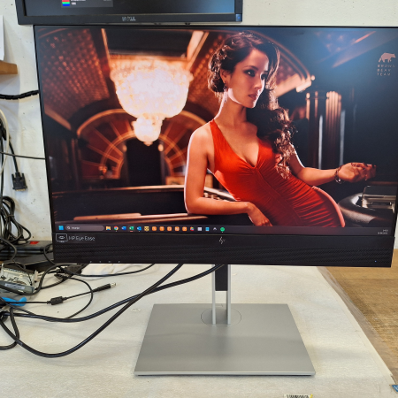 Monitor, 61 cm (24''), HP EliteDisplay E24m G4... ugodna cena / kvaliteta A-