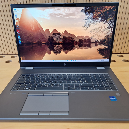 Prenosnik, HP Zbook Fury 17 G8 Mobile Workstation... ugodna cena / kvaliteta A-