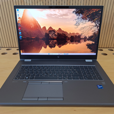 Prenosnik, HP Zbook Fury 17 G8 Mobile Workstation... ugodna cena / kvaliteta A-