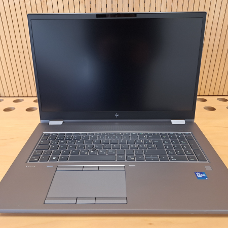 Prenosnik, HP Zbook Fury 17 G8 Mobile Workstation... ugodna cena / kvaliteta A-