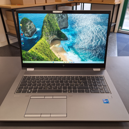 Prenosnik, HP Zbook Fury 17 G8 Mobile Workstation... ugodna cena / kvaliteta A-