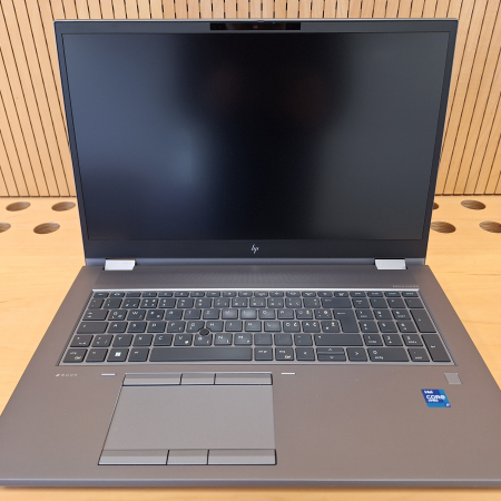 Prenosnik, HP Zbook Fury 17 G8 Mobile Workstation... ugodna cena / kvaliteta A-