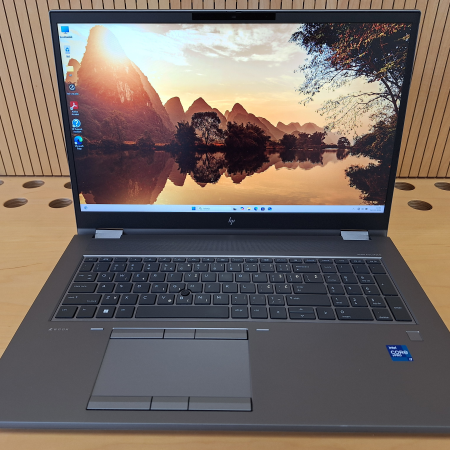 Prenosnik, HP Zbook Fury 17 G8 Mobile Workstation... ugodna cena / kvaliteta A-