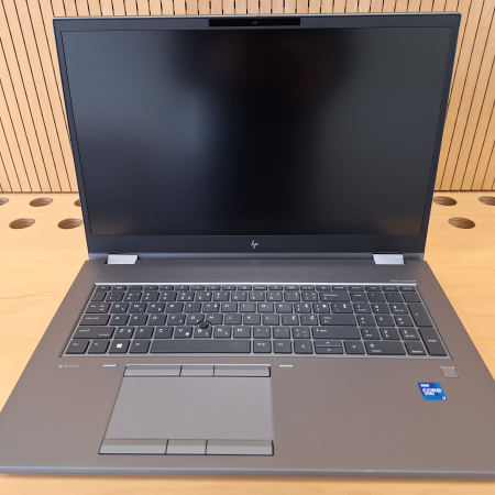 Prenosnik, HP Zbook Fury 17 G8 Mobile Workstation... ugodna cena / kvaliteta A-