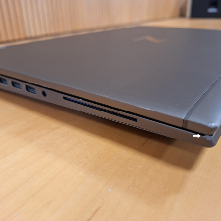 Prenosnik, HP Zbook Fury 17 G8 Mobile Workstation... ugodna cena / kvaliteta A-