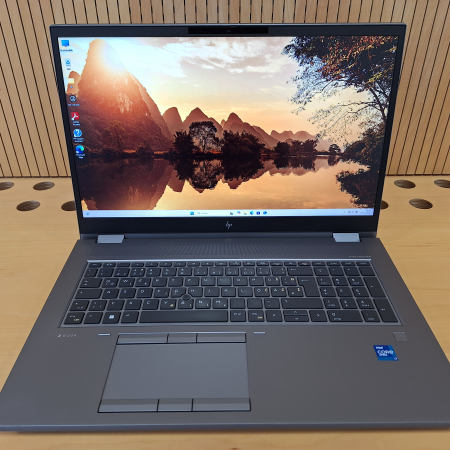 Prenosnik, HP Zbook Fury 17 G8 Mobile Workstation... ugodna cena / kvaliteta A-