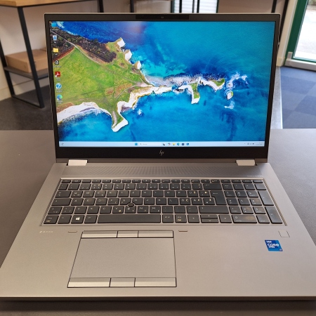 Prenosnik, HP Zbook Fury 17 G8 Mobile Workstation... ugodna cena / kvaliteta A-