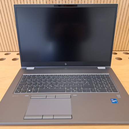 Prenosnik, HP Zbook Fury 17 G8 Mobile Workstation... ugodna cena / kvaliteta A-