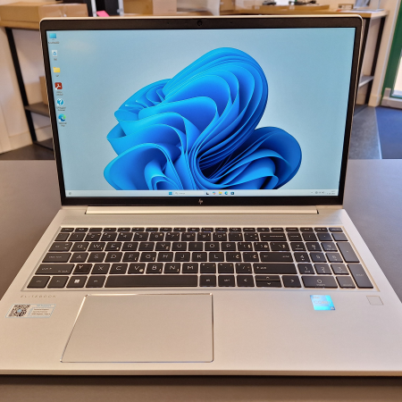 Prenosnik, HP EliteBook 650 G10... ugodna cena / kvaliteta A-