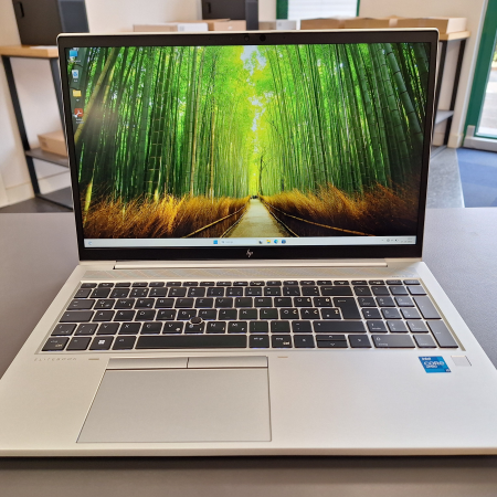 Prenosnik, HP EliteBook 850 G8... ugodna cena / kvaliteta A-