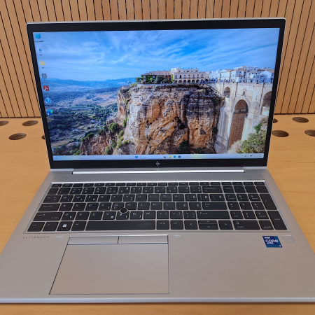 Prenosnik, HP EliteBook 850 G8... ugodna cena / kvaliteta A-