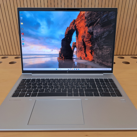Prenosnik, HP EliteBook 860 G10... ugodna cena / kvaliteta A-