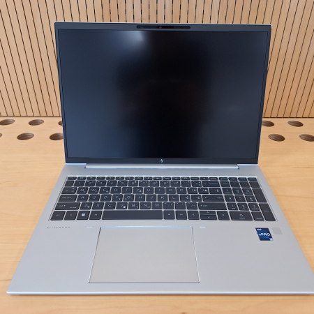 Prenosnik, HP EliteBook 860 G10... ugodna cena / kvaliteta A-