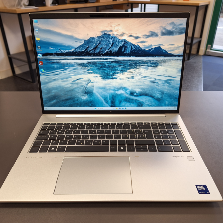 Prenosnik, HP EliteBook 860 G11... ugodna cena / kvaliteta A-