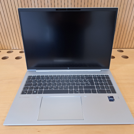 Prenosnik, HP EliteBook 860 G9... ugodna cena / kvaliteta A-