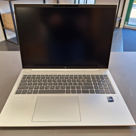 Prenosnik, HP EliteBook 860 G9... ugodna cena / kvaliteta A-