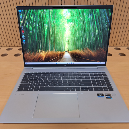 Prenosnik, HP EliteBook 860 G9... ugodna cena / kvaliteta A-