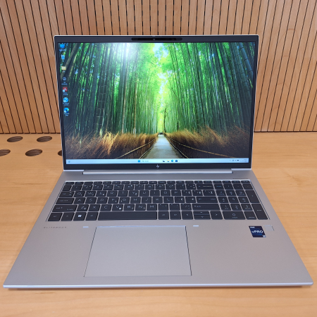 Prenosnik, HP EliteBook 860 G9... ugodna cena / kvaliteta A-
