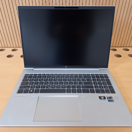 Prenosnik, HP EliteBook 860 G9... ugodna cena / kvaliteta A-