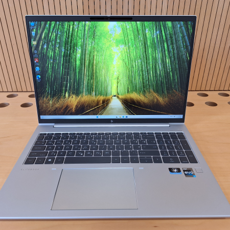 Prenosnik, HP EliteBook 860 G9... ugodna cena / kvaliteta A-