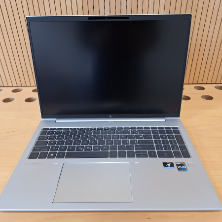 Prenosnik, HP EliteBook 860 G9... ugodna cena / kvaliteta A-