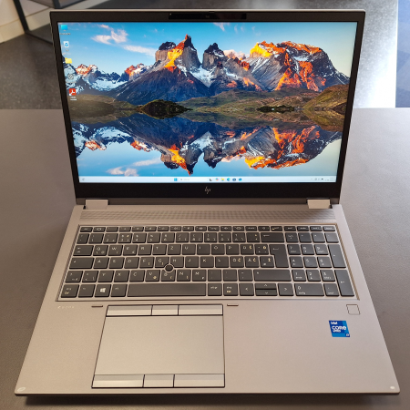 Prenosnik, HP Zbook Fury 15 G8 Mobile Workstation... ugodna cena / kvaliteta A- 