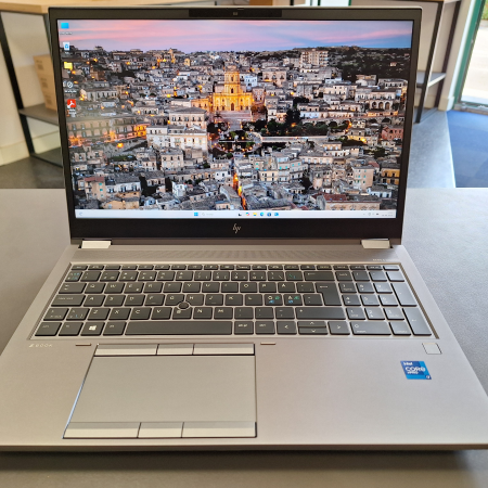 Prenosnik, HP Zbook Fury 15 G8 Mobile Workstation... ugodna cena / kvaliteta A-