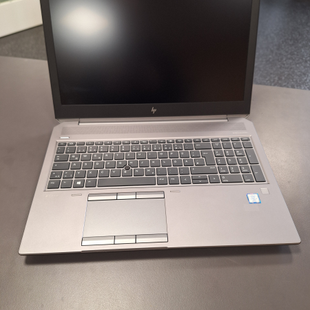 Prenosnik, HP Zbook 15 G6 Mobile Workstation... ugodna cena / kvaliteta A-