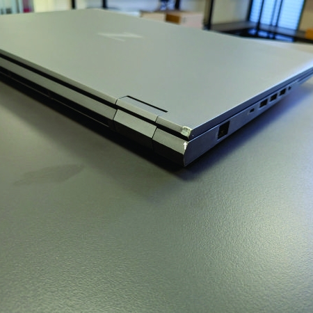Prenosnik, HP Zbook 17 G8 FURY Mobile Workstation... ugodna cena / kvaliteta A-