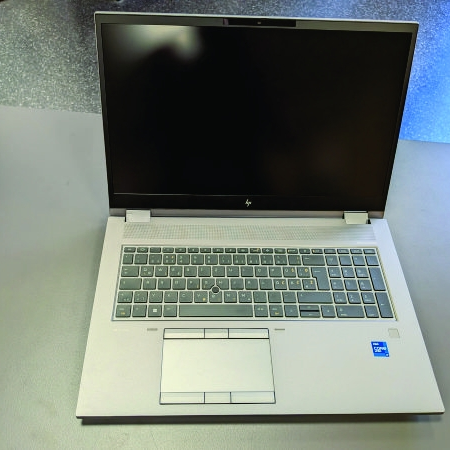 Prenosnik, HP Zbook 17 G8 FURY Mobile Workstation... ugodna cena / kvaliteta A-