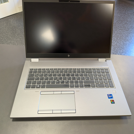 Prenosnik, HP Zbook Fury 17 G8 Mobile Workstation... ugodna cena / kvaliteta A-
