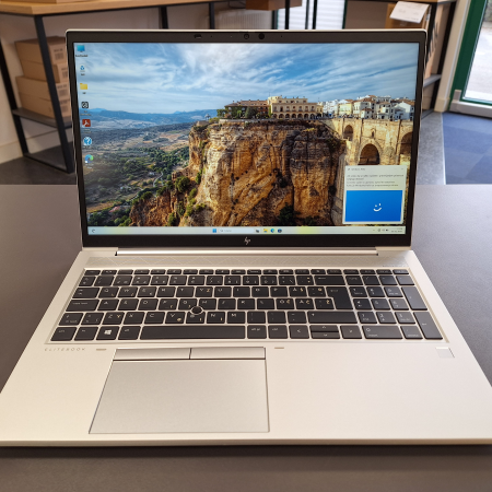 Prenosnik, HP EliteBook 855 G7... ugodna cena / kvaliteta A-