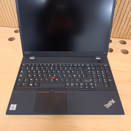 Prenosnik, LENOVO ThinkPad T15 G1... ugodna cena / kvaliteta A-