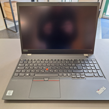 Prenosnik, LENOVO ThinkPad T15 G1... ugodna cena / kvaliteta A-
