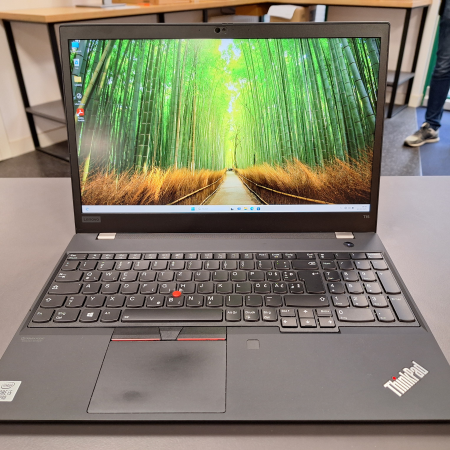 Prenosnik, LENOVO ThinkPad T15 G1... ugodna cena / kvaliteta A-