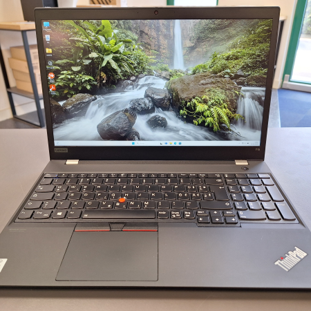 Prenosnik, LENOVO ThinkPad T15 G1... ugodna cena / kvaliteta A-
