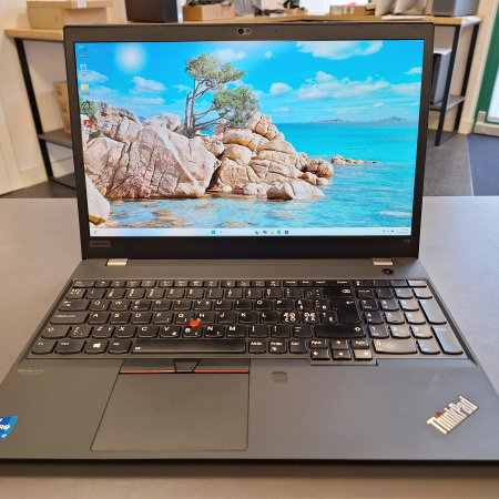 Prenosnik, LENOVO ThinkPad T15 G2... ugodna cena / kvaliteta A-