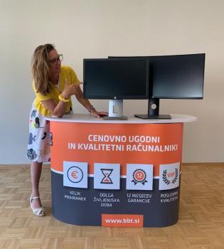 Velikost monitorja šteje. Imate dovolj prostora?